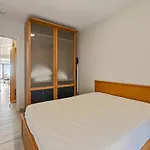 Apartament By The Sea Near Marina