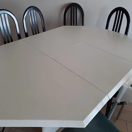 Lägenhet By The Sea Near Marina