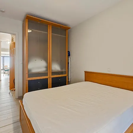 Apartament By The Sea Near Marina