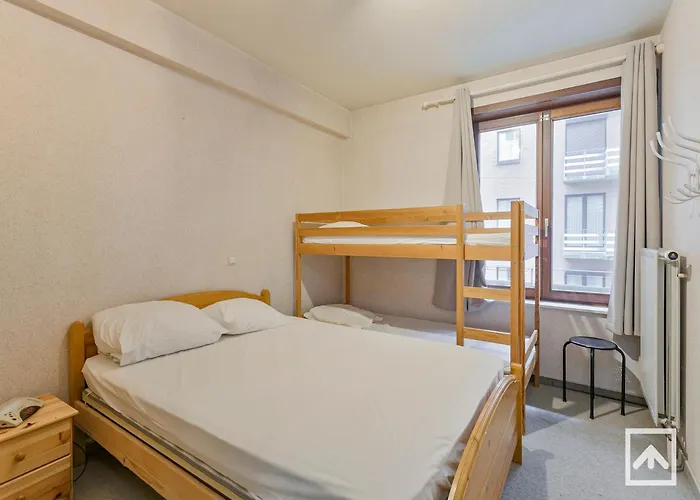 By The Sea Near Marina 公寓