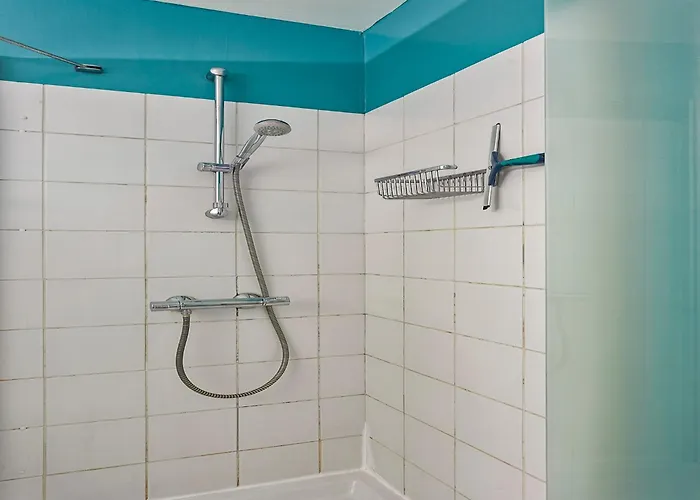 By The Sea Near Marina 公寓 *